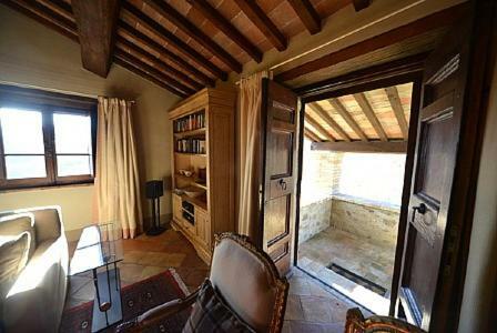 Monterchi Villa Sleeps 8 Pool Air Con Wifi