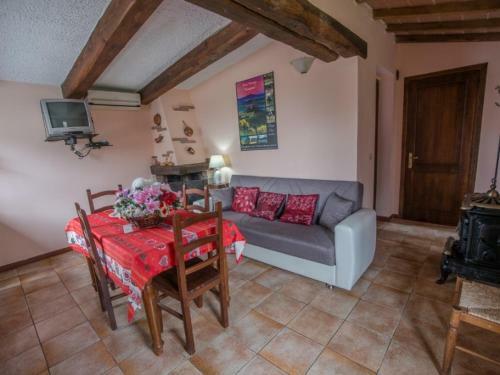Montelaterone Villa Sleeps 8 Pool Wifi