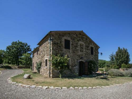 Provincial Holiday Home In Monterotondo Tuscany With Pool