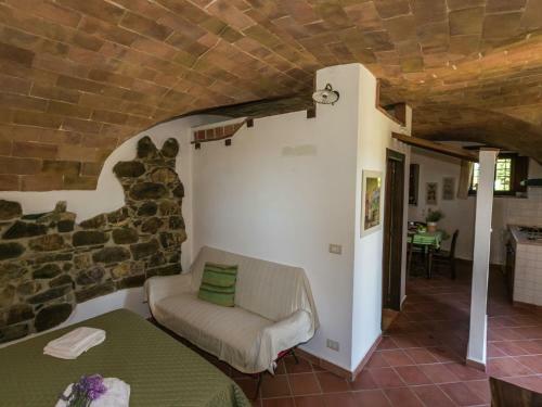 Provincial Holiday Home In Monterotondo Tuscany With Pool