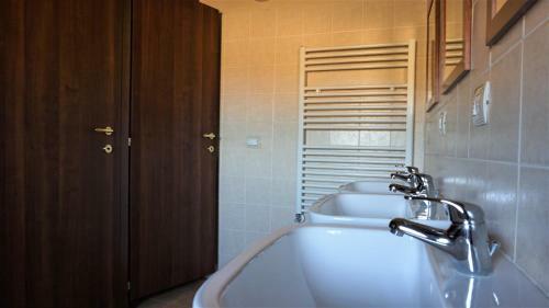 Albergue Contessa Ava Dei Lambardi