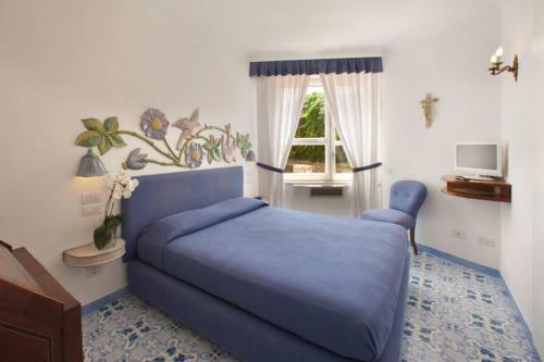 Marina Del Cantone Villa Sleeps 14 Air Con