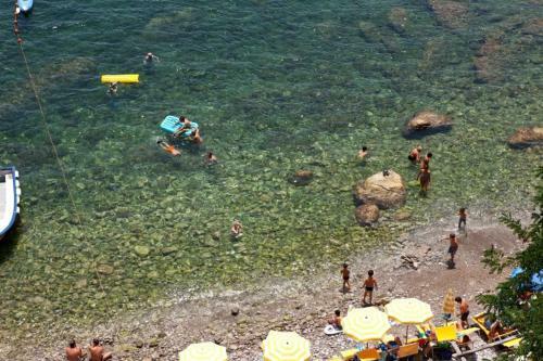 Marina Del Cantone Villa Sleeps 8 Pool Air Con Wifi
