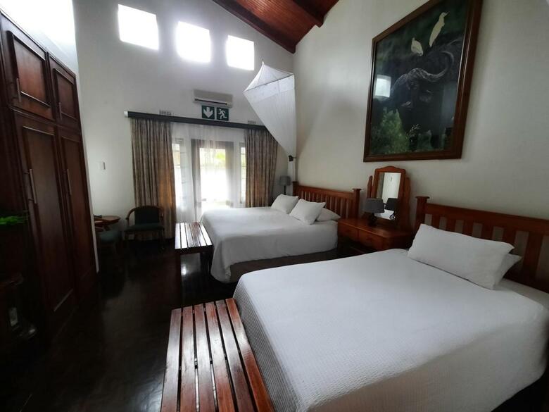 Hostal St. Lucia Wetlands Guest House