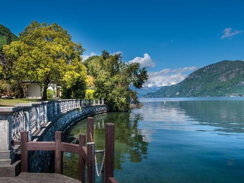 Oliveto Lario Villa Sleeps 14 Pool Air Con Wifi