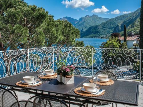 Oliveto Lario Villa Sleeps 14 Pool Air Con Wifi