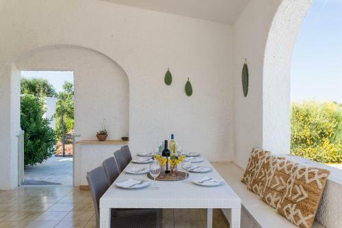 Charming Villas With Pool In Valle D'itria