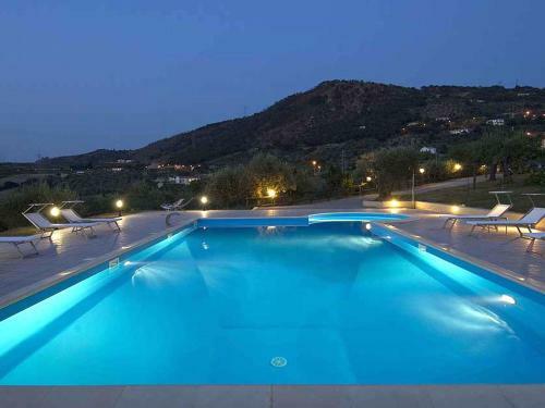 Modern Holiday Home In Patti With Pool