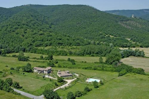 Passignano Sul Trasimeno Apartment Sleeps 4 Pool