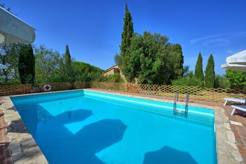 Pignano Villa Sleeps 12 Pool Wifi