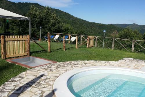 Piegaio Basso Villa Sleeps 16 Pool Wifi