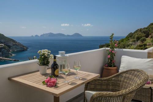 Hostal Maridea - Le Alcove Sul Mare Suites
