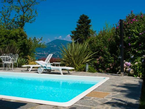 Ranco Villa Sleeps 11 Pool Wifi