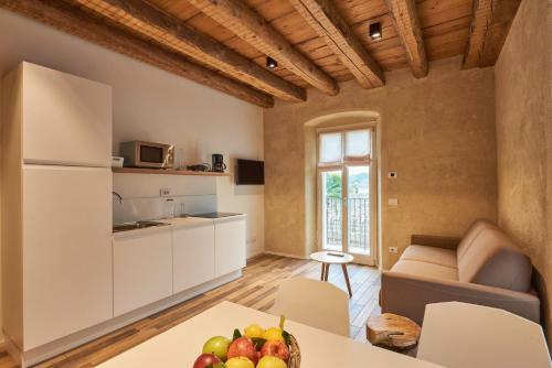 Hostal Albola Suite Holiday Apartments