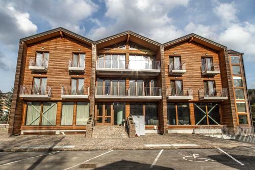 Hotel Grand Chalet Delle Rocche