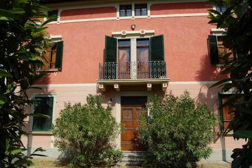 Strada Statale Flaminia Villa Sleeps 17 Pool Wifi
