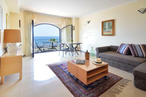Bed & Breakfast Mar Dei Poeti - Luxury Suites