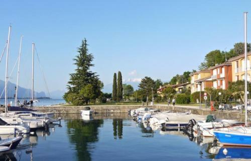 Gardasee-manerba Ferienhaus Am See