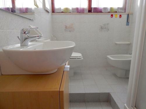 Apartamento M145 - Marcelli, Ampia Villetta Completamente Accessoriata