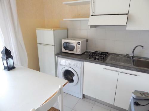 Apartamento M56 - Marcelli, Bilocale Con Terrazzo A 100 Mt Dal Mare