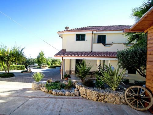 Modern Apartment In Gasponi Italy With Shared Pool