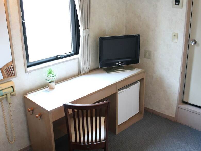 Hotel Livemax Fuchu Annex