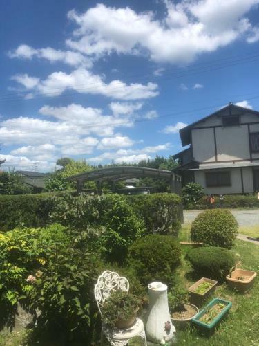 Hostal Minshuku Tomato House