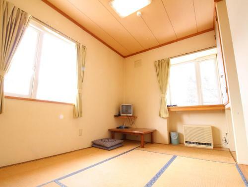 Hostal Onsen Minshuku Takahashi