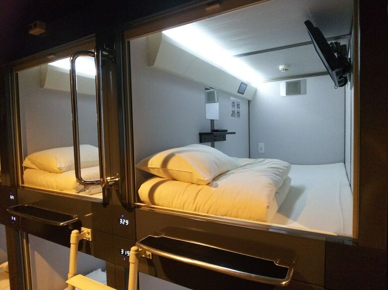 Kobe Capsule Hotel Seki