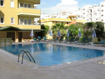 Gold Twins Suit Hotel