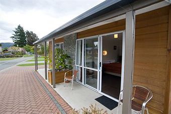 Te Anau Top 10 Holiday Park
