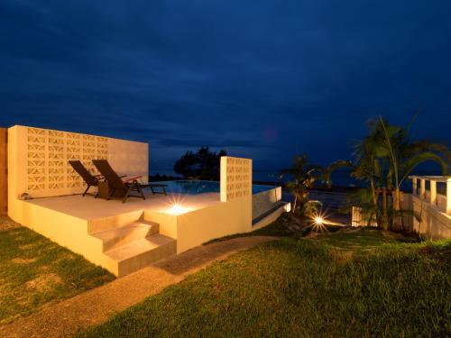 Hostal Keiki Beachhouse & Cafe