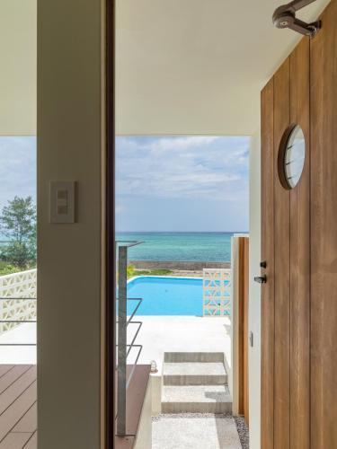 Hostal Keiki Beachhouse & Cafe