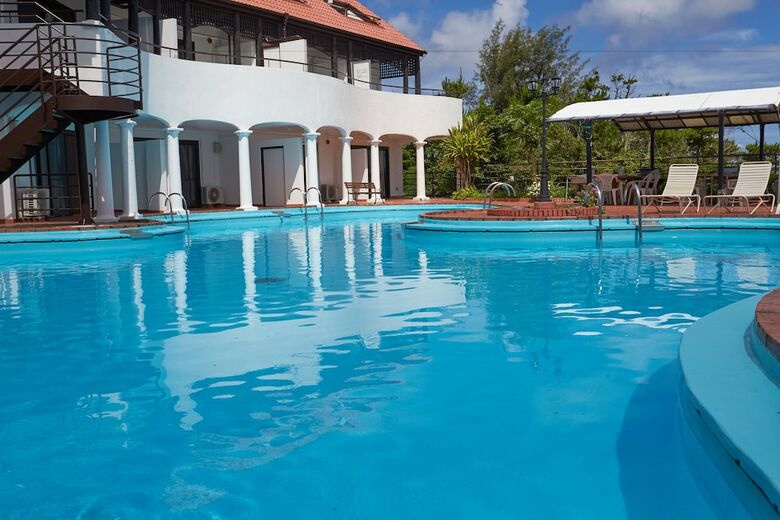 The Pool Resort Villa Hasta Manana