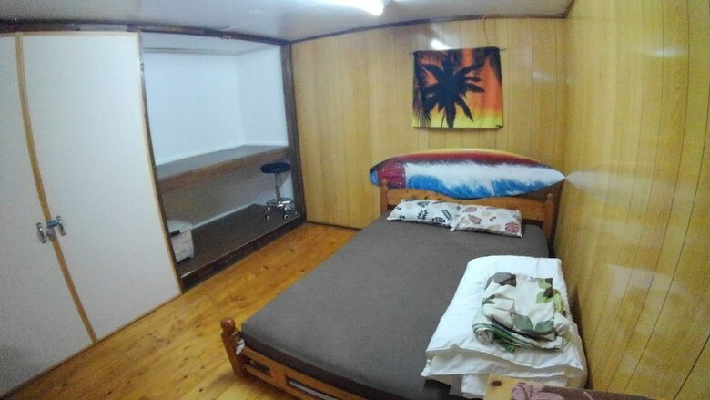 Hostal Tropical Surf House Okinawa