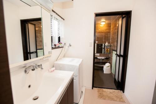 Namba Akiko Villa Hostel