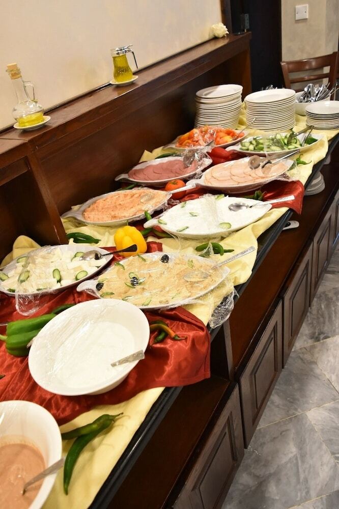 Hotel Plaza Maswada