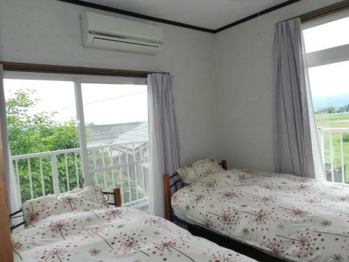 Hostal B&B Toyonoakari
