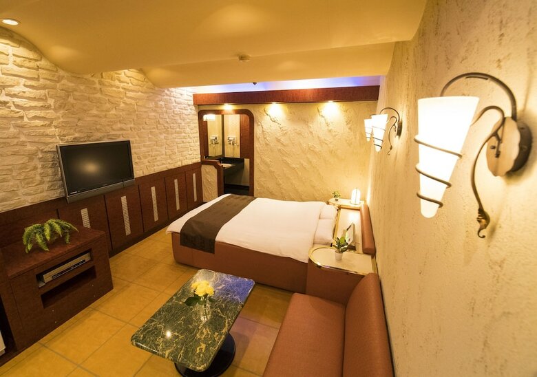 Hotel Metro (adult Only)
