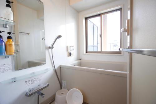 Yakuin Apartment 911