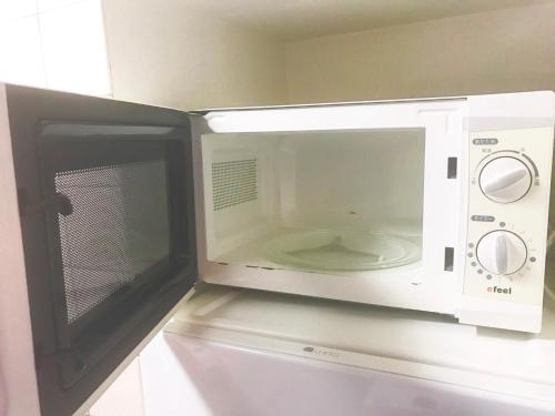 Local Hakozaki Apartment 52