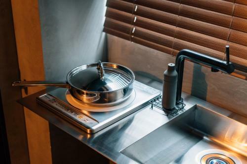 Mizuka Nakasu 1 - Unmanned Hotel