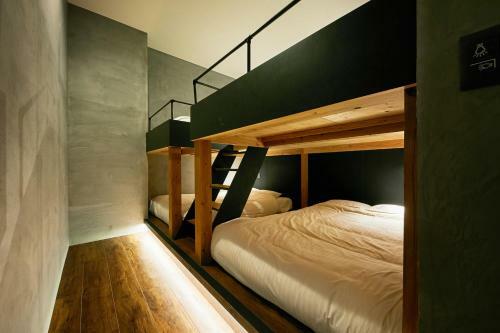 Mizuka Nakasu 1 - Unmanned Hotel