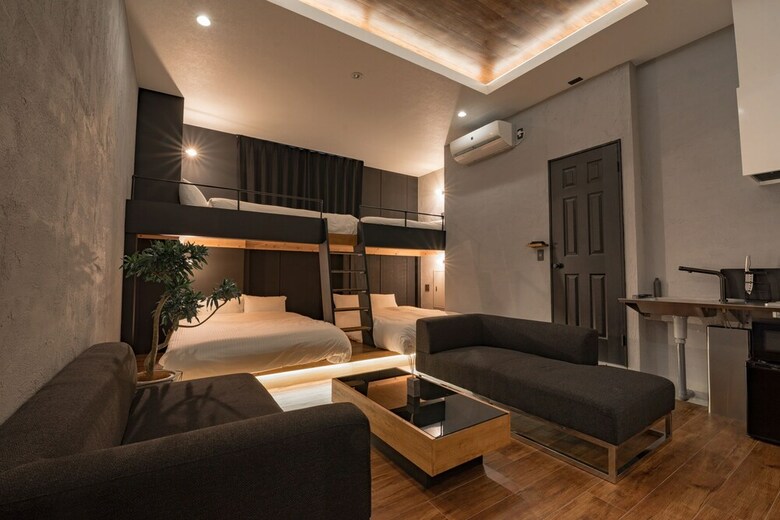 Mizuka Imaizumi 2 - Unmanned Hotel