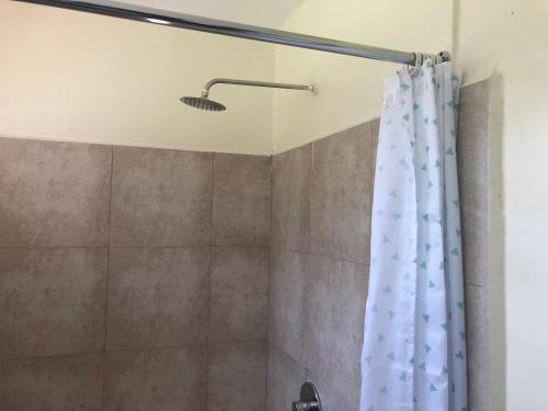 Bed & Breakfast Tiana Court Milimani