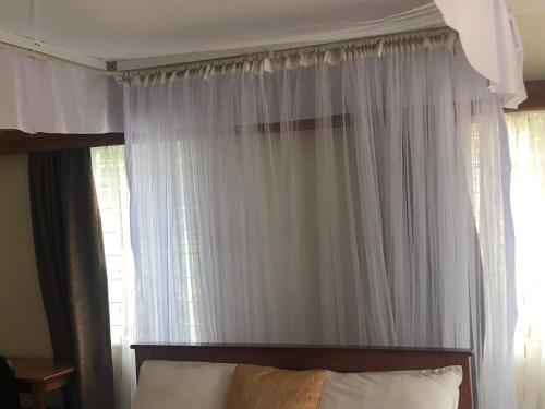 Bed & Breakfast Tiana Court Milimani