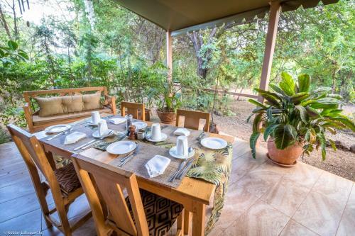 Ikweta Safari Camp