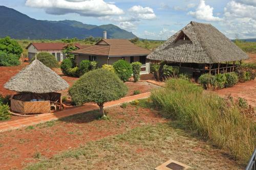 Hostal Voi Lutheran Guesthouse