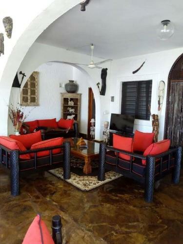 Bed & Breakfast Sunbay Holidays Villa