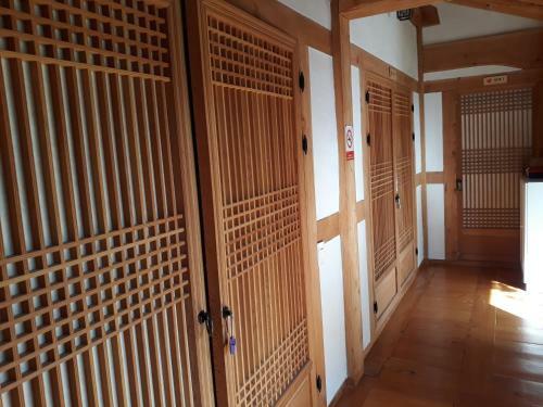 Hostal Sarangnamoo Hanok Guesthouse